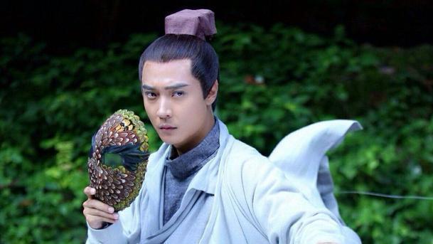 花千骨|《花千骨》东方彧卿，恨里长大的孩子，在爱里迷了路