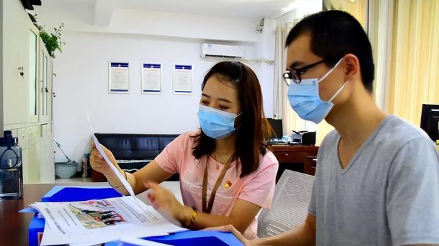 招聘|公务员考试中上岸难度小的岗位，招聘名额也较多，二本生优势明显