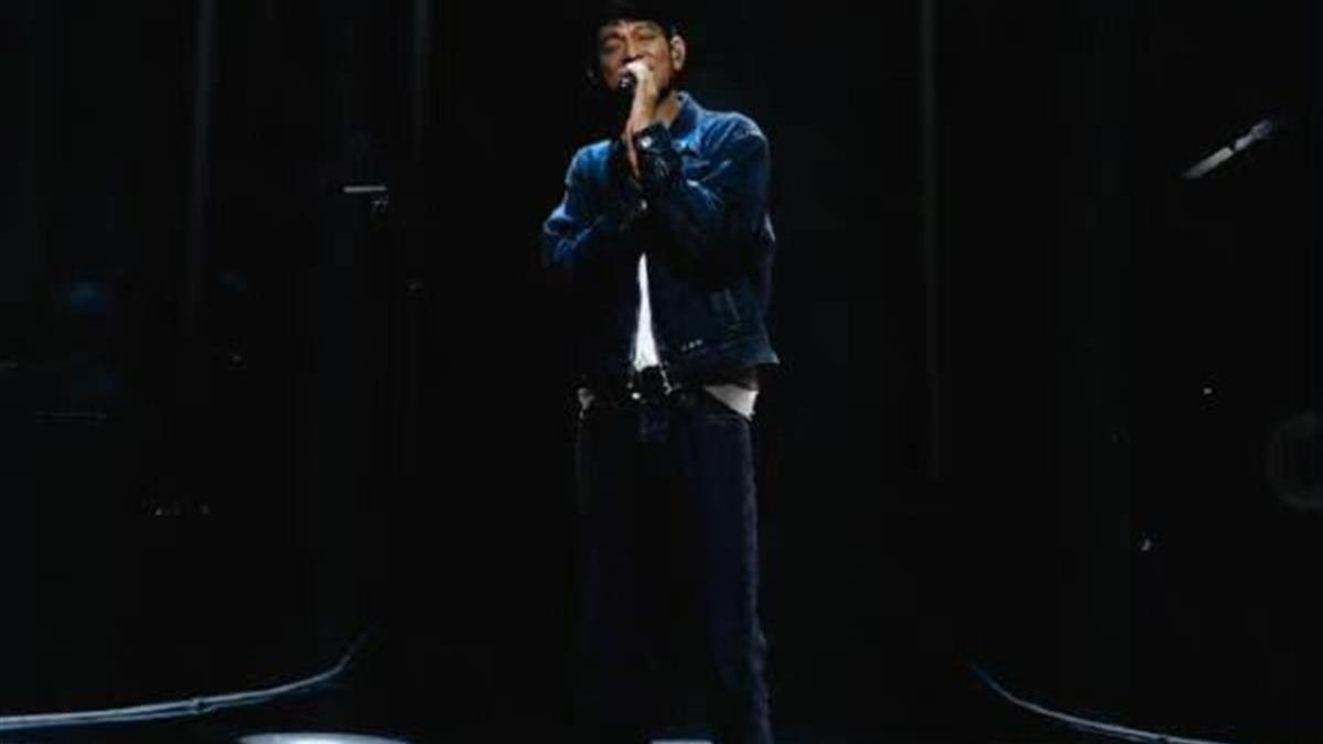 刘德华|61岁的刘德华全开麦唱完7首经典，3.5亿围观人群中有你吗？