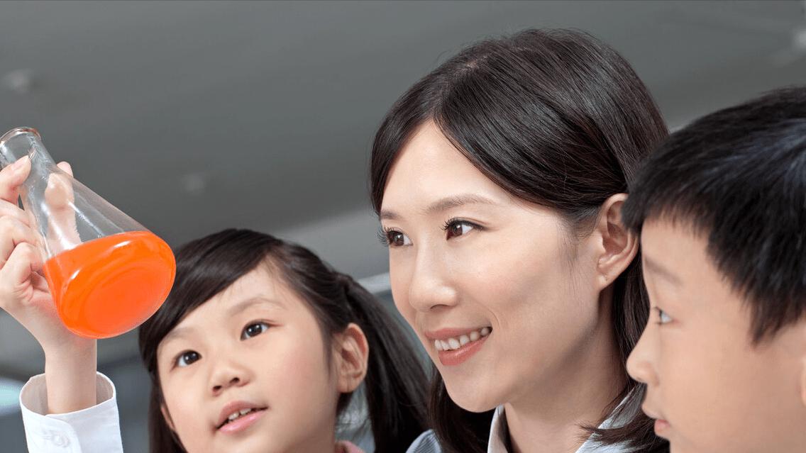 护士|男人不愿意娶的“十大职业女人”，榜首很忌讳，你能接受哪一种？