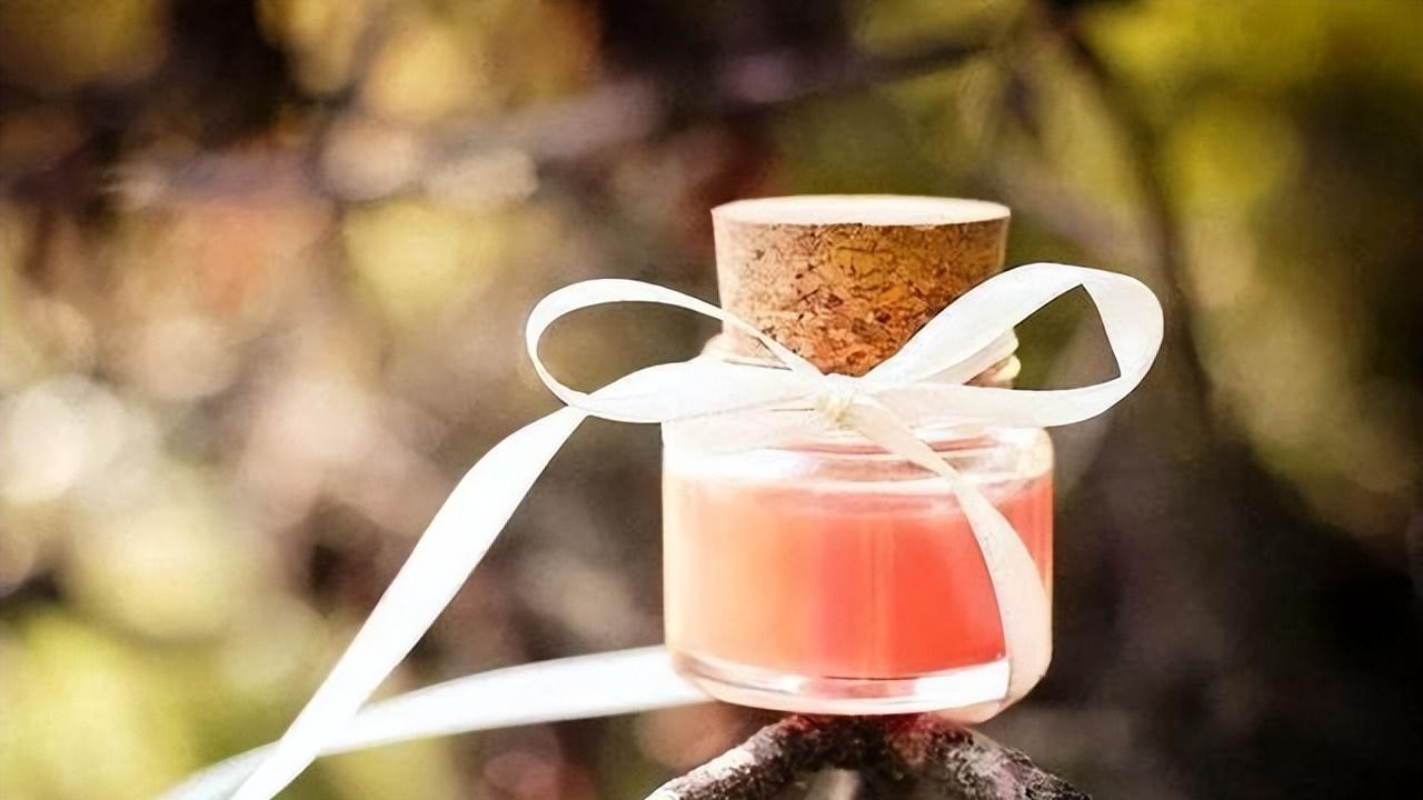 |人在单位，聪明人永远不会主动跟人聊这三个话题，会害了自己