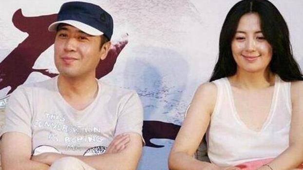 于和伟|48岁于和伟结婚28年零绯闻，隐藏20多年娇妻是我们熟悉的她