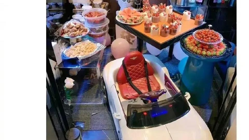 上海市|看看现在上海富豪区汤臣一品住户都吃啥！