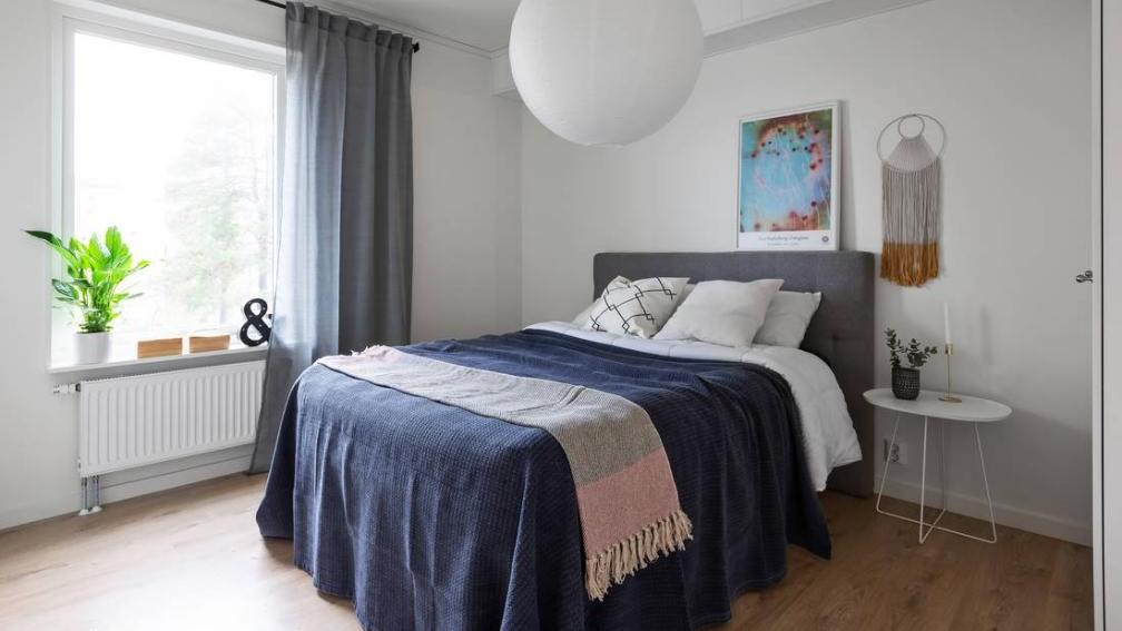 丹麦女主的独居生活：66㎡的小家，卫生间比卧室还要大！岁月静好