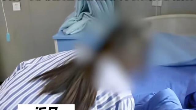 四川女子四年为男友流五次，疼得在医院打滚，女子：他还很爱我的