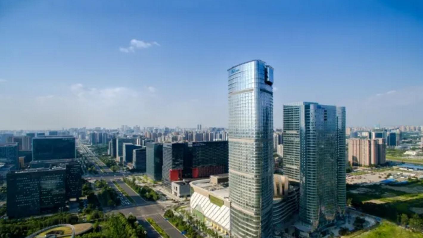 天府新区|程度银泰中心华悦府一套391平住宅，3室2厅3卫，标价3500万无人问津