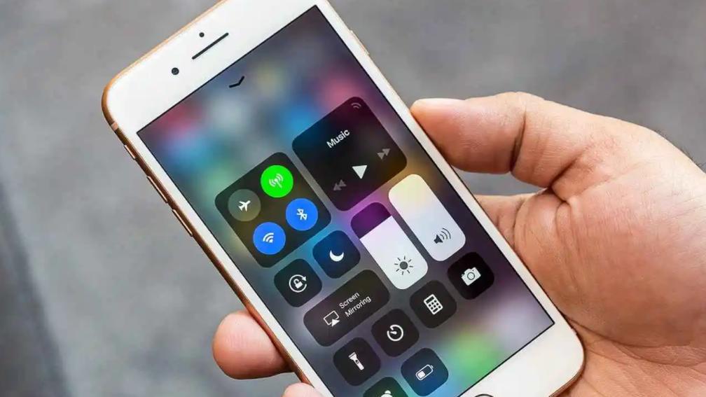 一加科技|不管是苹果还是安卓，老机器只能越来越慢，买老机器是不智的选择