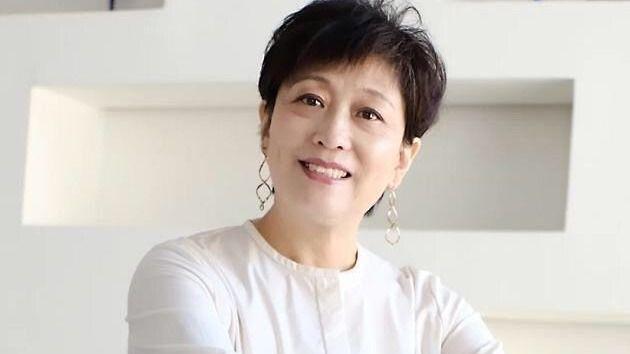 债权人 真正能优雅到老的女人：衣不花，发不长，背不驼，人人都夸气质好