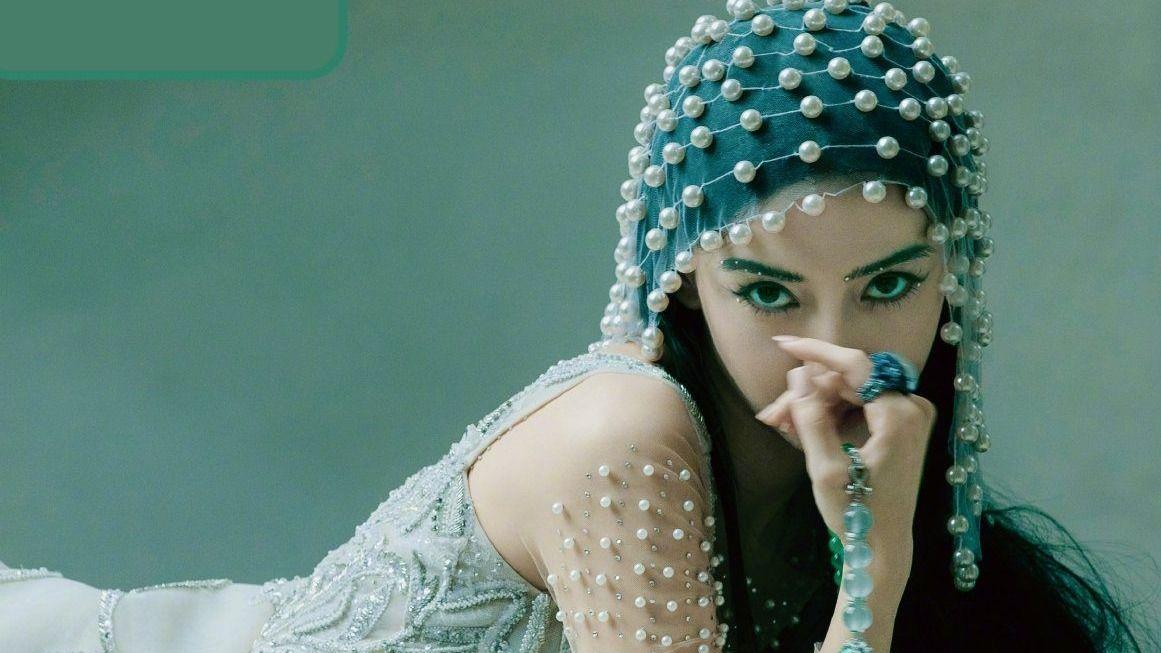 Angelababy|Angelababy放大招，眼神魅惑宛如埃及艳后，渔网裙太惊艳了