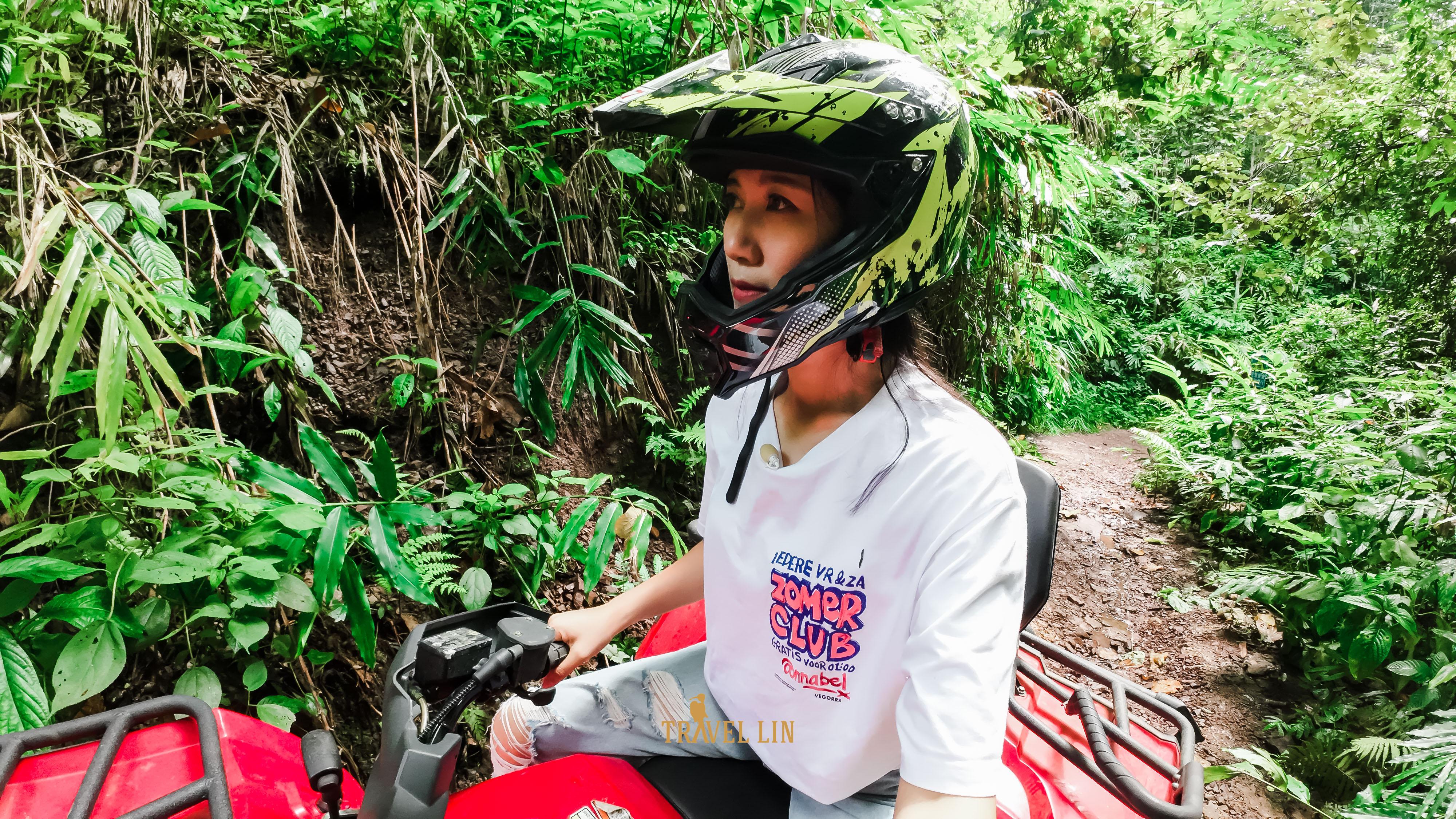 荷花|原始森林里的越野车体验：望天树全地形越野
