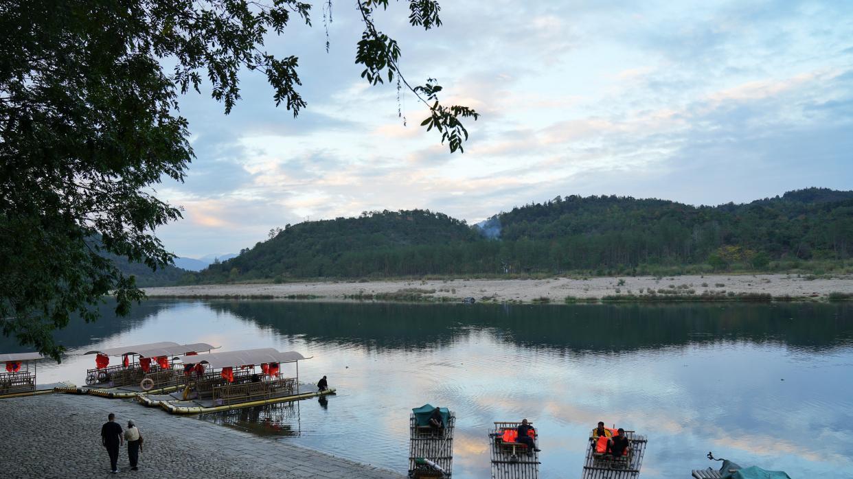 楠溪江|浙江温州有个景区，秋天风景如画，媲美桂林山水，宛若最美桃花源