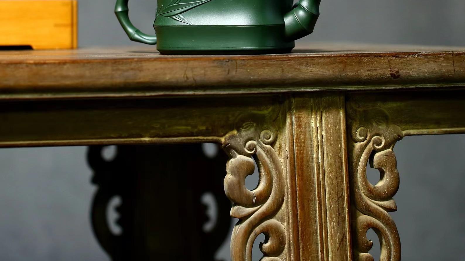 |如何清洗紫砂壶内壁的茶垢？