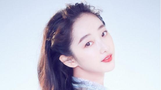 蒋梦婕|蒋梦婕不负韶华不负自己，外表柔弱内心勇敢，用认真来敬畏人生