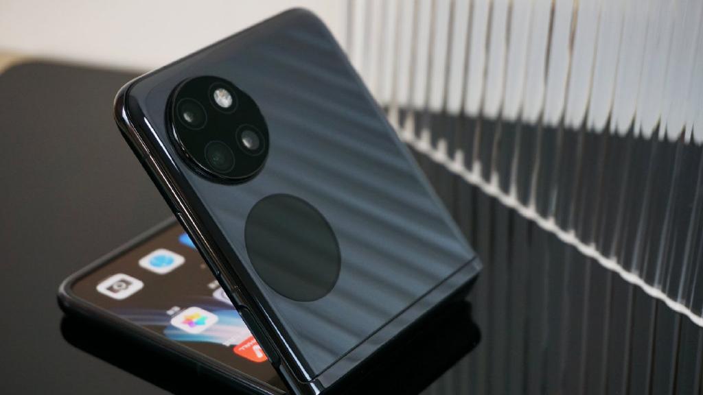 华为p50|华为P50 Pocket：心动不止一面，镜像间感知视界流转