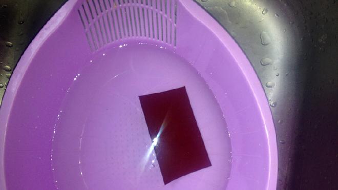 只要花不到2块钱，教你怎样除掉瓷砖上的烦人划痕！