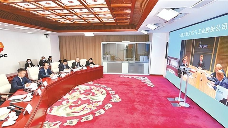 中俄开始采取行动，4000亿美元大单不用美元，改用人民币结算