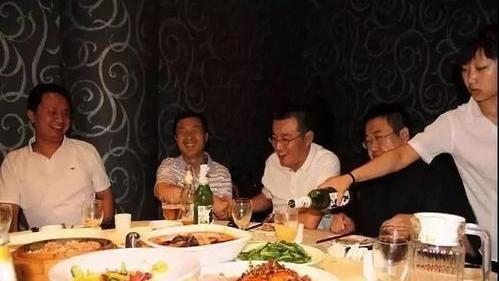 退休|陪同退休老领导的三场饭局，悄悄做下这些笔记，受益终生