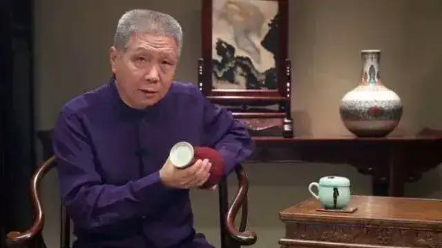 马未都|马未都：顶级富婆竟穿破鞋，拎破袋到国外扫货！原来，这打扮背后另藏玄机