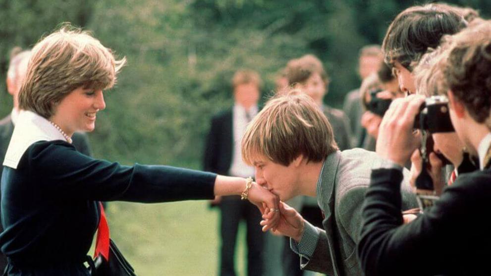 主持人|黛安娜未离婚前就知道自己不会成为王后：他们不想让我上位！