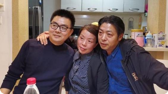 播放许敏母子相见录像可找出疑犯，二婶简单断案不动脑侮辱了职业