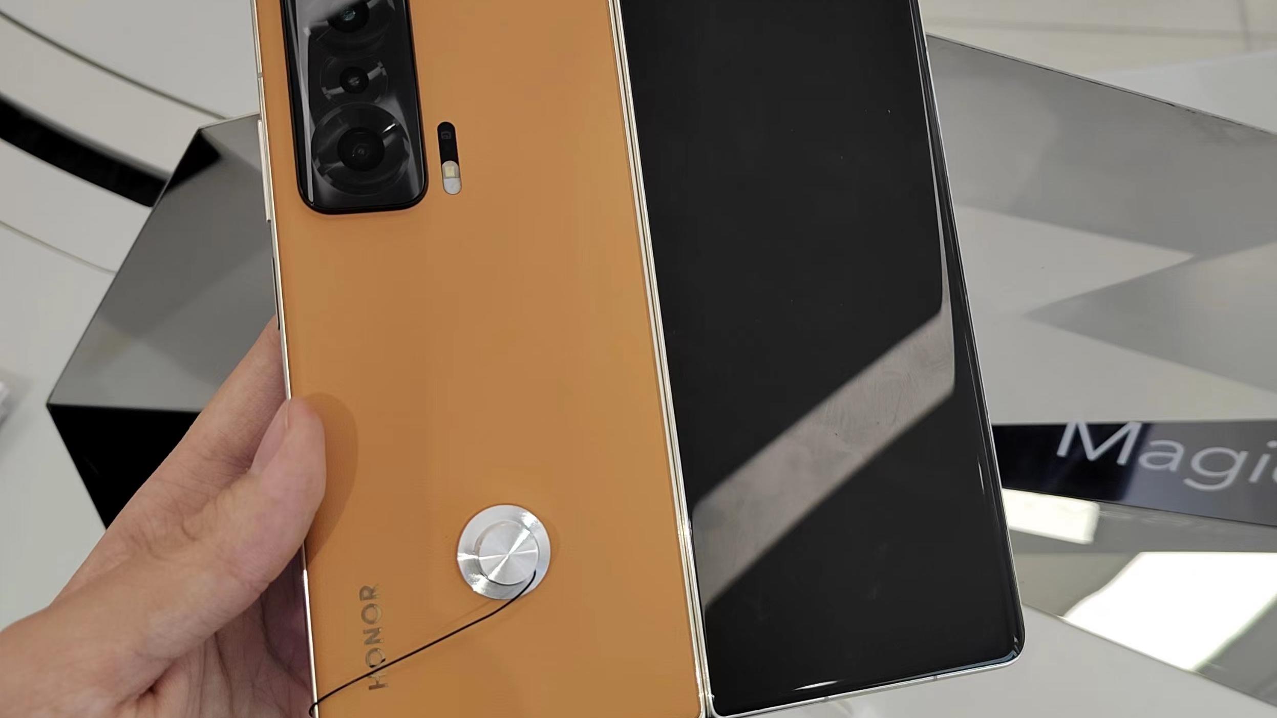 算法|Find N折叠屏直降500！或是今年折叠屏至佳性价比