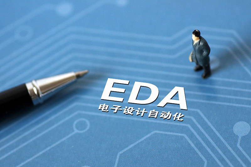 光刻机|光刻机专利被公开后，南京正式提出申报，难怪ASML要着急出货