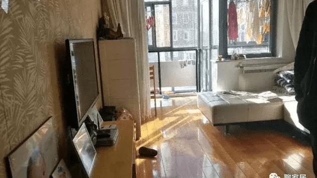 晒晒同事的房子，头一次见阳台这样隔断，晾衣服再也不到处湿答答