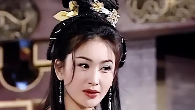 温碧霞|温碧霞：我没有身材，只能靠颜值成为港圈女神