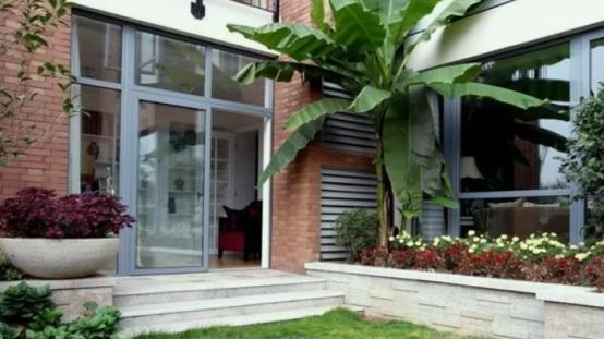 再穷也不买1楼，再傻也不买顶楼，1楼装修有不少麻烦在等着你