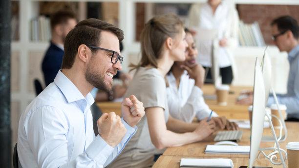 |领导不给你“红包”的时候，记得感恩