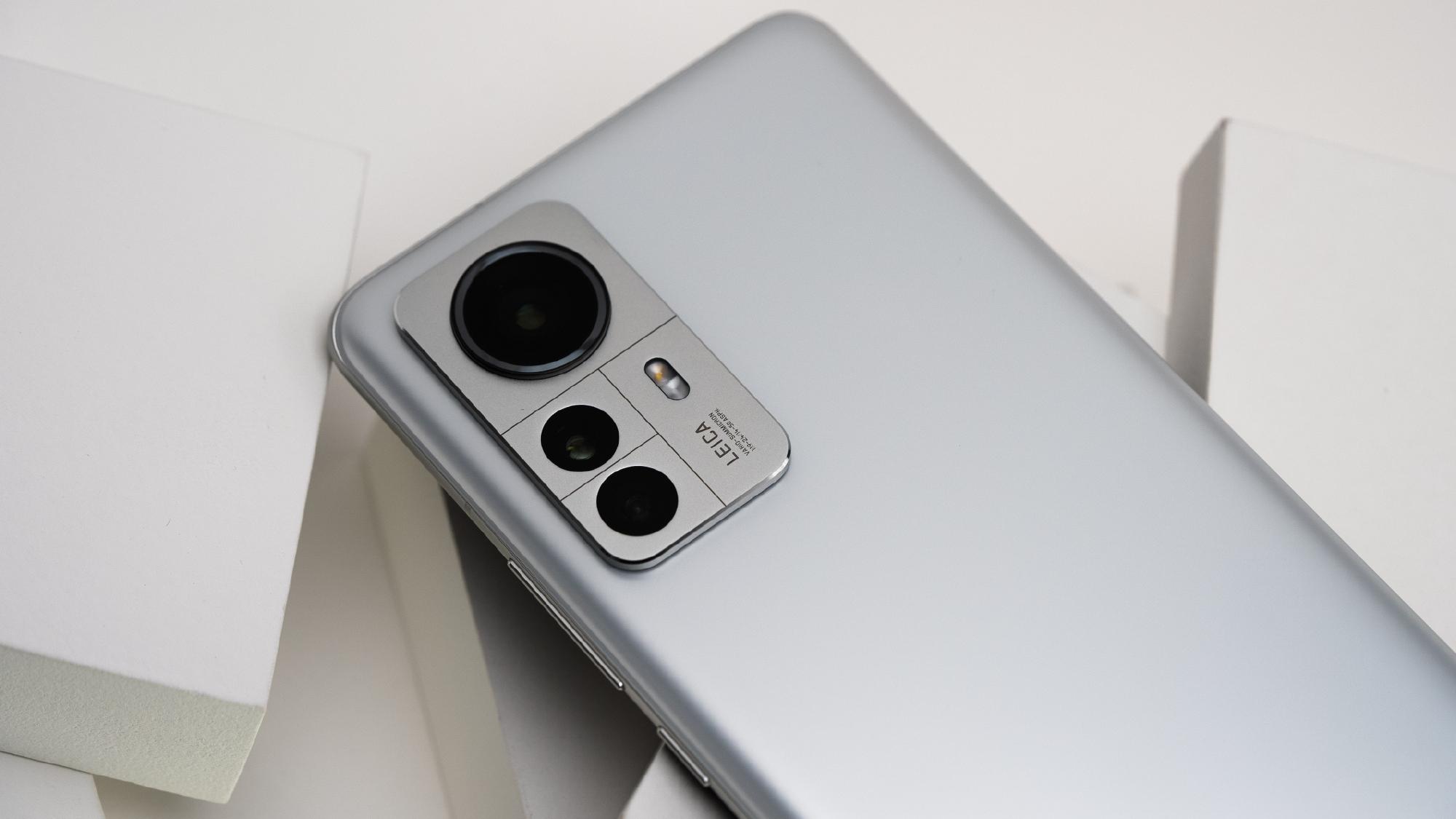 小米科技|小米13 Pro 最快年底发布，三星高频1440Hz调光E6屏，曲率变小