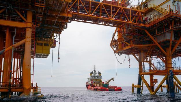 高校|中国石油总部2023校园招聘18人，要求国内排名前10高校学科评估A+