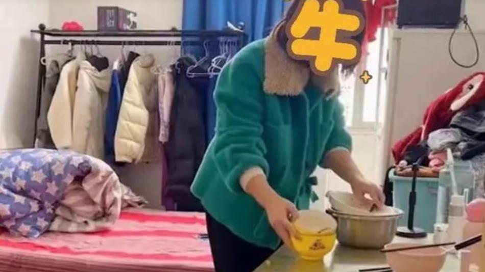 |万元生活费一天花完，5000办卡做美容，引发热议的妻子错在哪了？