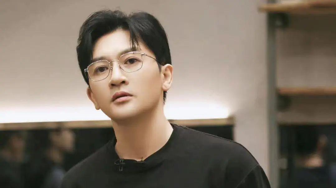 苏有朋|苏有朋参加音乐综艺，连唱两首周杰伦，专门设计舞台