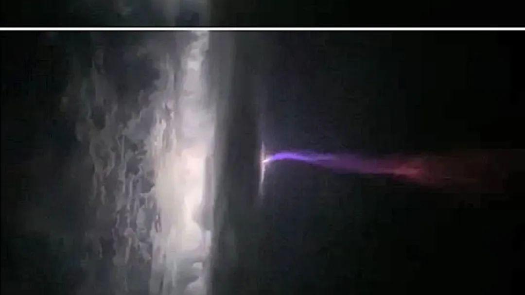 科学家拍到巨大的能量束射向太空，地球愤怒了？