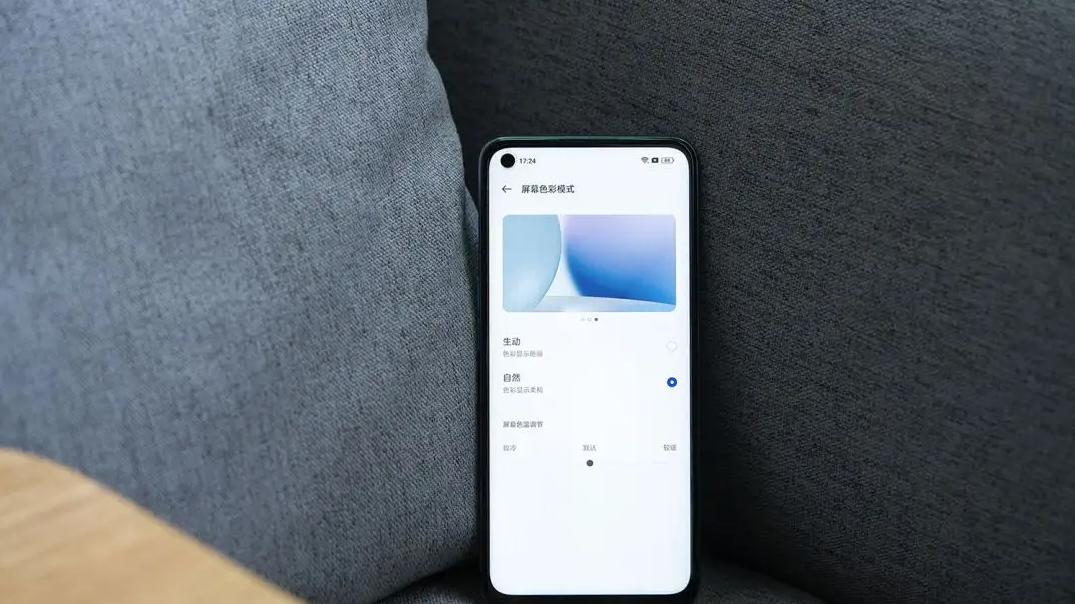 一加科技|一加也“卷”起来了，天玑8100+67W快充，256GB高配跌至1999元