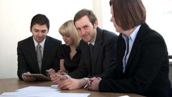 |职场上的“高管”，可能是这样一步步被遗弃的“低谷”