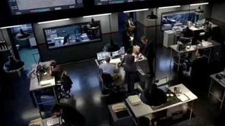 周慧敏|吴京在国外爆火，名字出现在美剧中，还主演了两部好莱坞大片