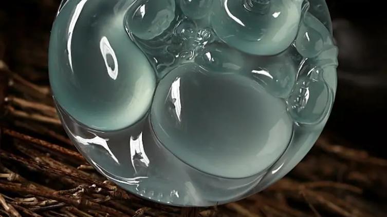 文玩|翡翠的收藏很复杂，收藏翡翠的时候一定要用心，这7点要了解