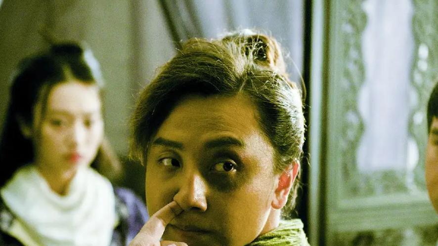 黄才伦|黄才伦当配角很好，有一种灵气，话剧舞台上出彩