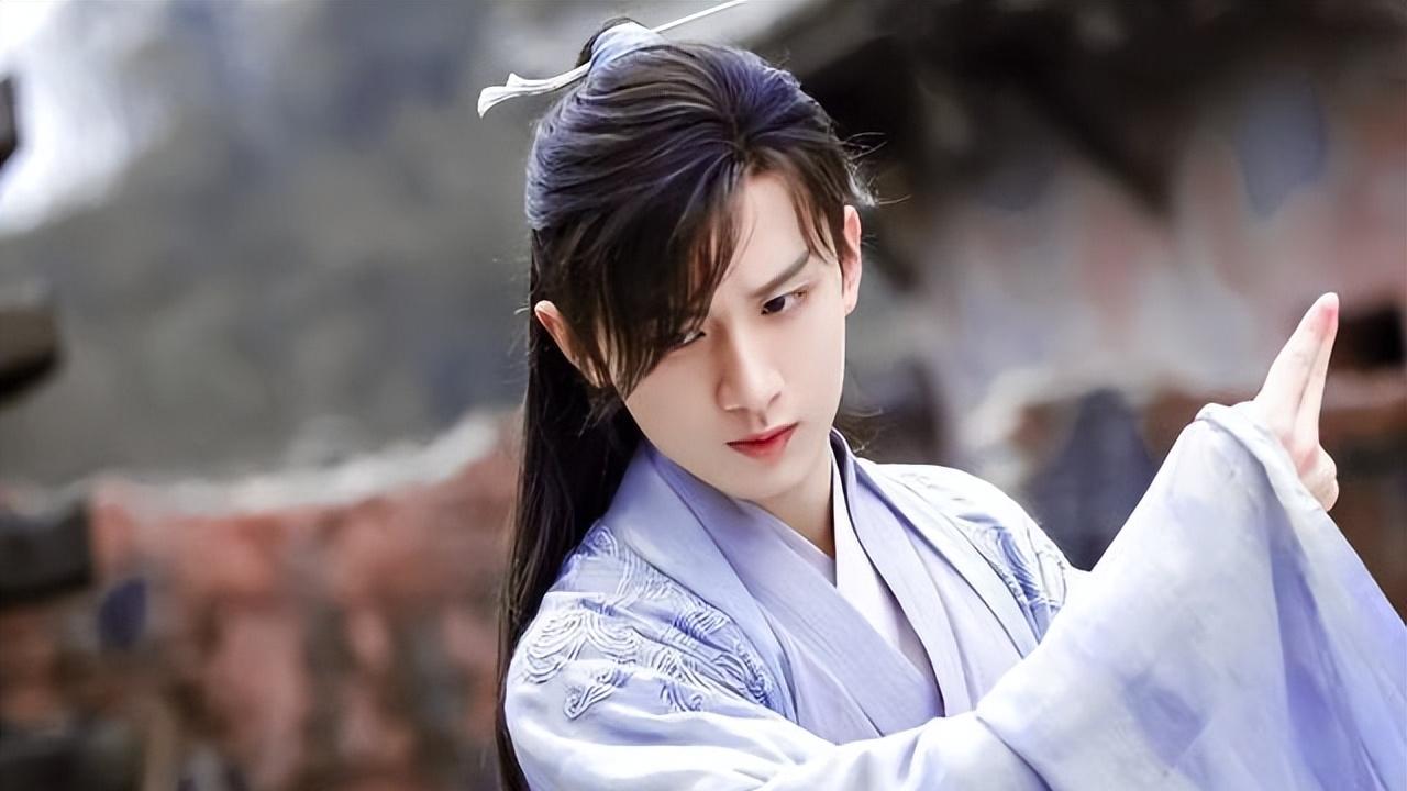 成毅|成毅从小透明到热播剧男主，一路经历太多坎坷，终靠实力翻身