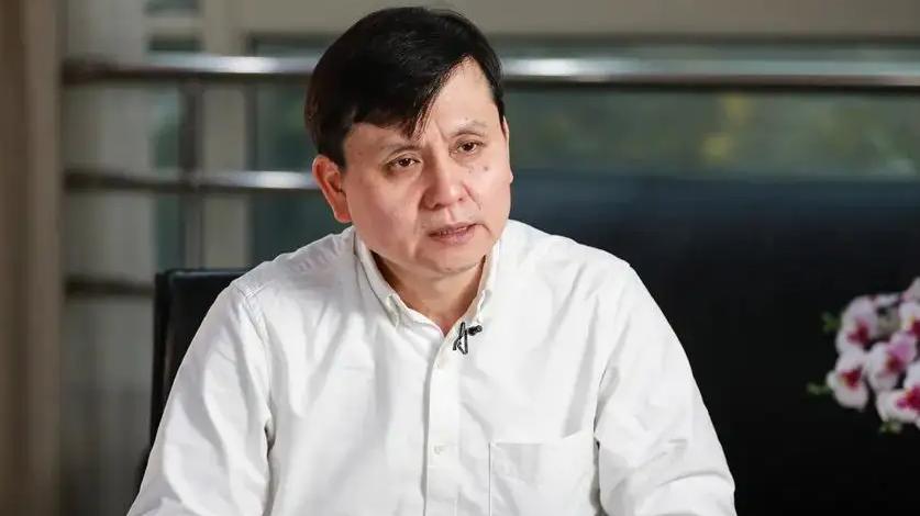 饶毅|饶毅喊话张文宏! 称张文宏部分言论不专业, 网友: 为何3年前不质疑?