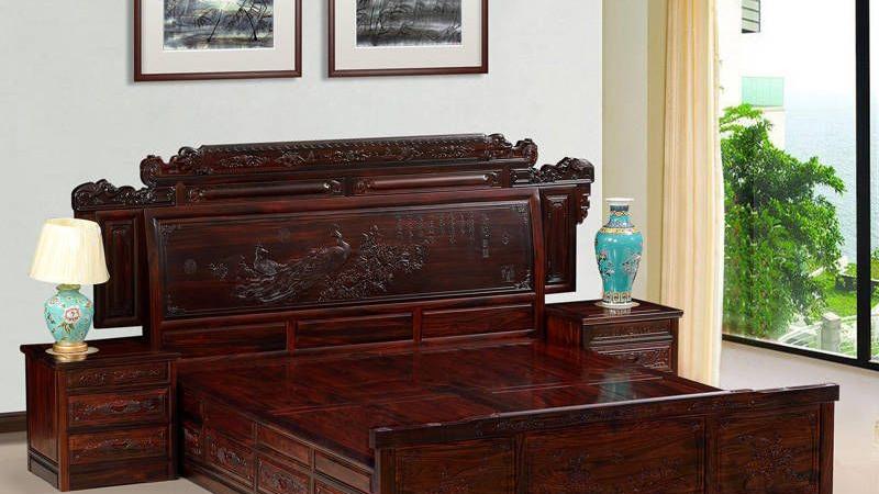 通过红木古典家具床了解红木家具的重要性