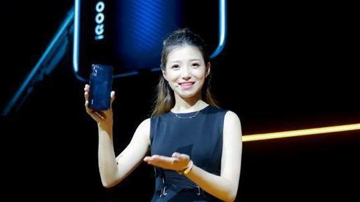 显卡|12GB+独立显卡，国产旗舰降至1999元，vivo太香了