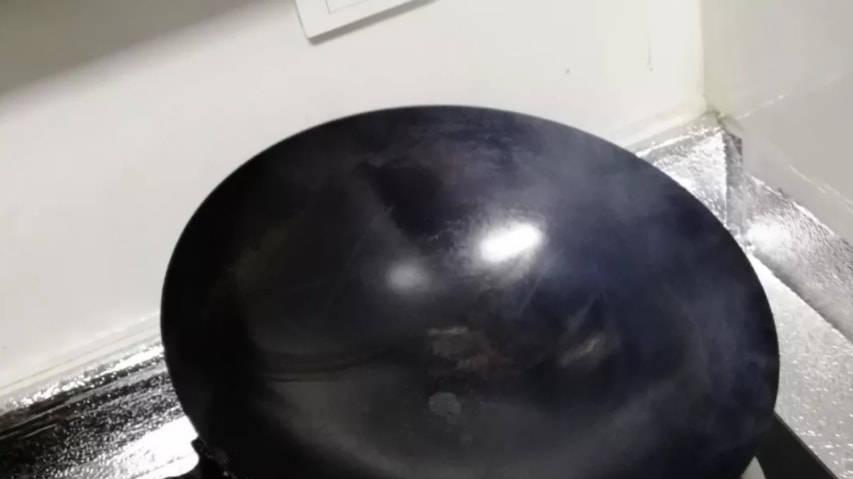 铁锅、不锈钢锅、不粘锅哪个好？我都用过，讲讲使用体验！