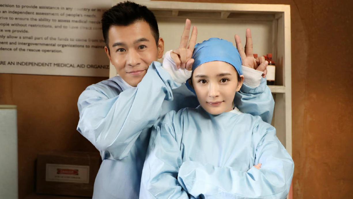 谢谢你医生|《谢谢你医生》中的美男子，五官标致、气质儒雅，虽是配角也很出彩