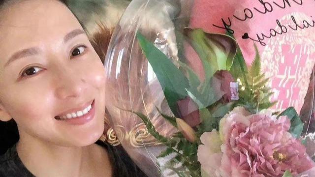 杨怡|女星杨怡陪嫁2000万、倒贴“软饭男”，42岁拼二胎，她赌赢了吗？