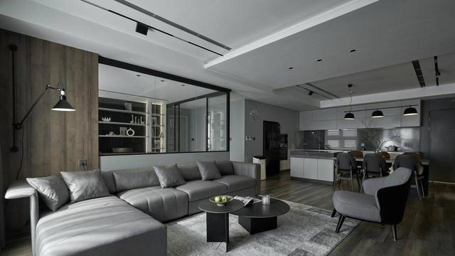 150沙发背景墙拆一半，更通透！隔成4室，一家四口住不输别墅