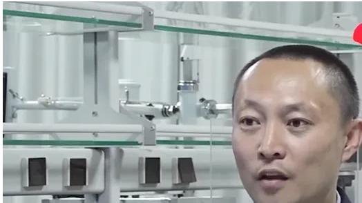 内蒙古赤峰 在外打工的徐某，因过于思念妻儿，竟偷偷返回家中
