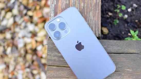 三星|三星GalaxyS22+与iPhone13Pro拍照对比：哪款手机胜出？